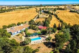 Historical Organic Estate with 63h and 3 natural lakes in the Alentejo