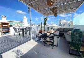 OLHÃO - HISTORIC CENTER - DUPLEX APARTMENT - ROOFTOP WITH VIEW - 3 BEDROOMS - CONDOMINIUM WITH POOL AND GARDEN