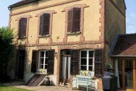 Excellent 3 Bed Town House For Sale In Volgre Montholon Burgundy