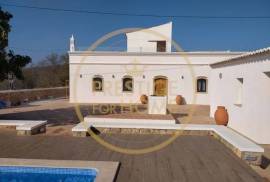 4 bedroom villa with swimming pool for annual rental