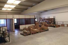 Warehouse for rent in Amorebieta.