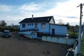 Detached Country House with Large Garden