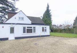 5 bedroom, Detached house for sale