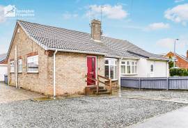 2 bedroom, Semi-detached bungalow for sale