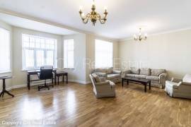 Apartment for rent in Riga, 123.70m2