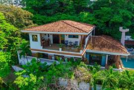 Casa Las Brisas: Near the Coast and Oceanfront House For Sale in Playa Flamingo