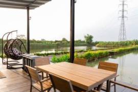 Chiang Mai 3 Bedroom house on a 6.2 Rai 86.6 sq. wah land with a lake and beautiful landscape