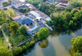 Riverside 4 Bed Modern Private Pool Villa For Sale in Pranburi