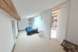 4 room, 79m2 Loft/workshop/space for sale in Pezenas - 260 000 € *