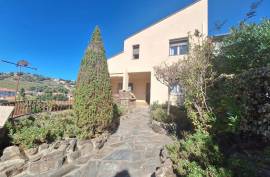 5 room, 161m2 Villa for sale in Collioure - 644 000 € *