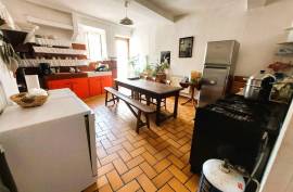 7 room, 250m2 Character property for sale in Montesquieu des alberes - 231 500 € *