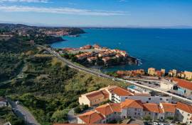 3 room, 94m2 Appartement neuf for sale in Port vendres - 444 000 € *