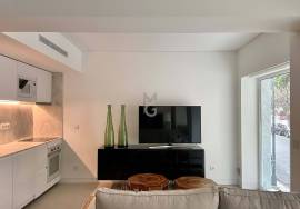 1-bed apartment with terrace, fully furnished and equipped, in Av. Liberdade