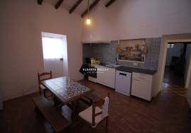 TRADITIONAL ALGARVE RURAL HOUSE T3+1
