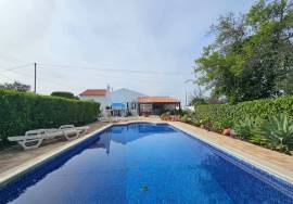 Charming 4 bed Quinta with Swimming Pool near Sao Bras de Alportel
