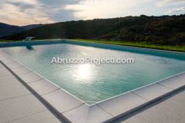 Luxury 5 Bed Villa For Sale in Torricella Peligna Chieti Abruzzo