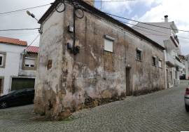 HOUSE IN SALGUEIRO DO CAMPO