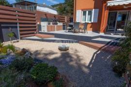 ISLAND OF CRES, TOWN OF CRES, exceptional apartment 3 bedrooms + bathroom in a top location