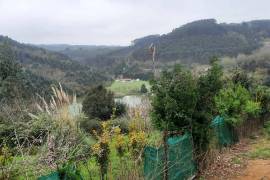 Rural plot with spectacular views of the Plencia estuary