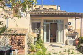 RUSTIC HOUSE WITH GARDEN IN MONTUIRI, MALLORCA