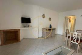 2 bedroom apartment, in a location with excellent potential