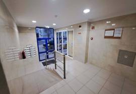 {|en|}2 bedroom apartment with balconies in Qta de Betunes Loulé! 
