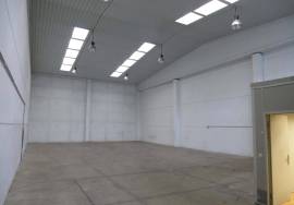 Warehouse for rent in Avenida del Cantábrico