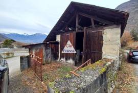 Detached Barn for Renovation and Development