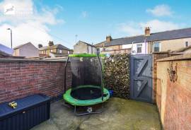 2 bedroom, Terraced House for sale