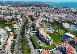 Garage with 20 m2 for sale in the Center of Albufeira