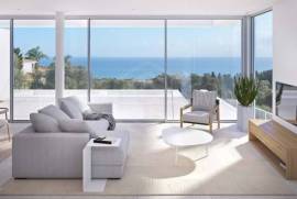 Luxurious Ocean-View Villas Under Construction in Praia da Luz