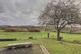 Detached Country House with Outbuilding and Open View