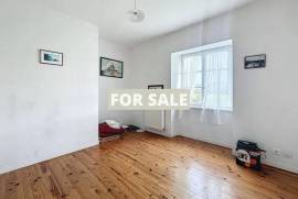 Detached Country House with Outbuilding and Open View