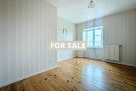 Detached Country House with Outbuilding and Open View