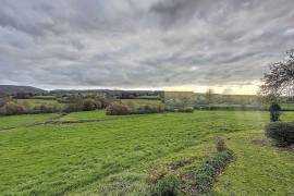 Detached Country House with Outbuilding and Open View