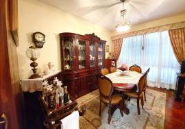 Classic House - 5 Bedrooms in Funchal