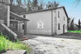 Renovated farmhouse with magnificent views