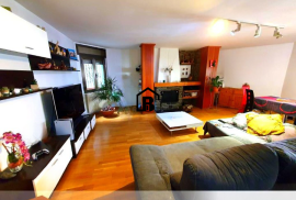 Spacious apartment of 140 m2 with parking space in the center of La Massana - Andorra