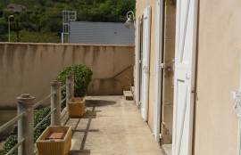 Large Maison De Maitre With 3 Separate Accomodations On A 550 M2 Plot With Garden And Terraces.