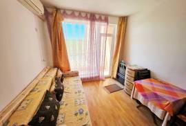 Furnished studio, 28 sq.m. with a balcon...