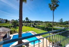 Almancil : Elegant 5-bedroom Villa near Vale do Lobo