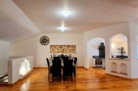 Former Barn Converted Into A Home With 3 Bedrooms, A Large Garage And A Terrace With Magnificent Views.