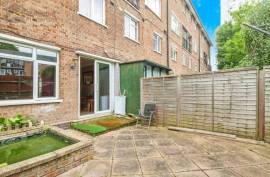 3 bedroom, Maisonette for sale