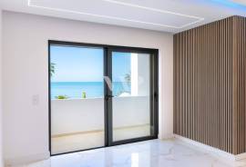 Modern 2-Bedroom Apartment with Sea View in Quarteira