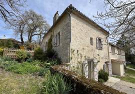 Maison en pierre 5 chambres avec piscine.