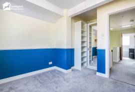 4 bedroom, Detached house for sale