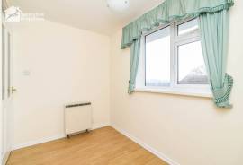 3 bedroom, Terraced House for sale