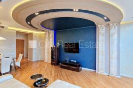 Apartment for sale in Riga, 90.00m2