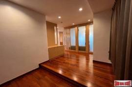 Academia Grand Tower Condominium - 3 Bedrooms and 2 Bathrooms for Sale in Phrom Phong Area of Bangkok