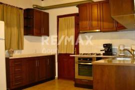 Villa 300 sq.m for sale